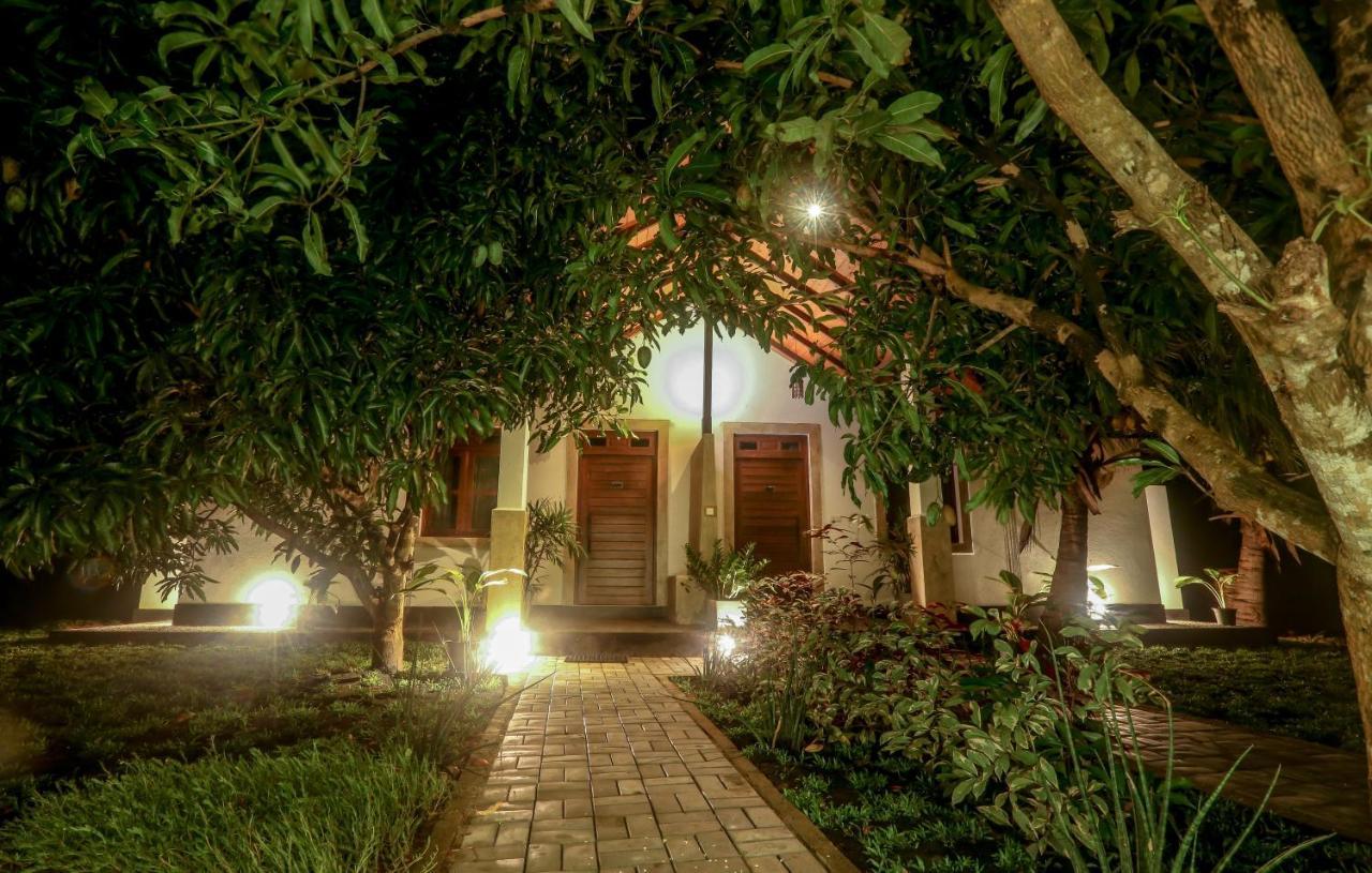 Subaseth Villa Anuradhapura Ngoại thất bức ảnh